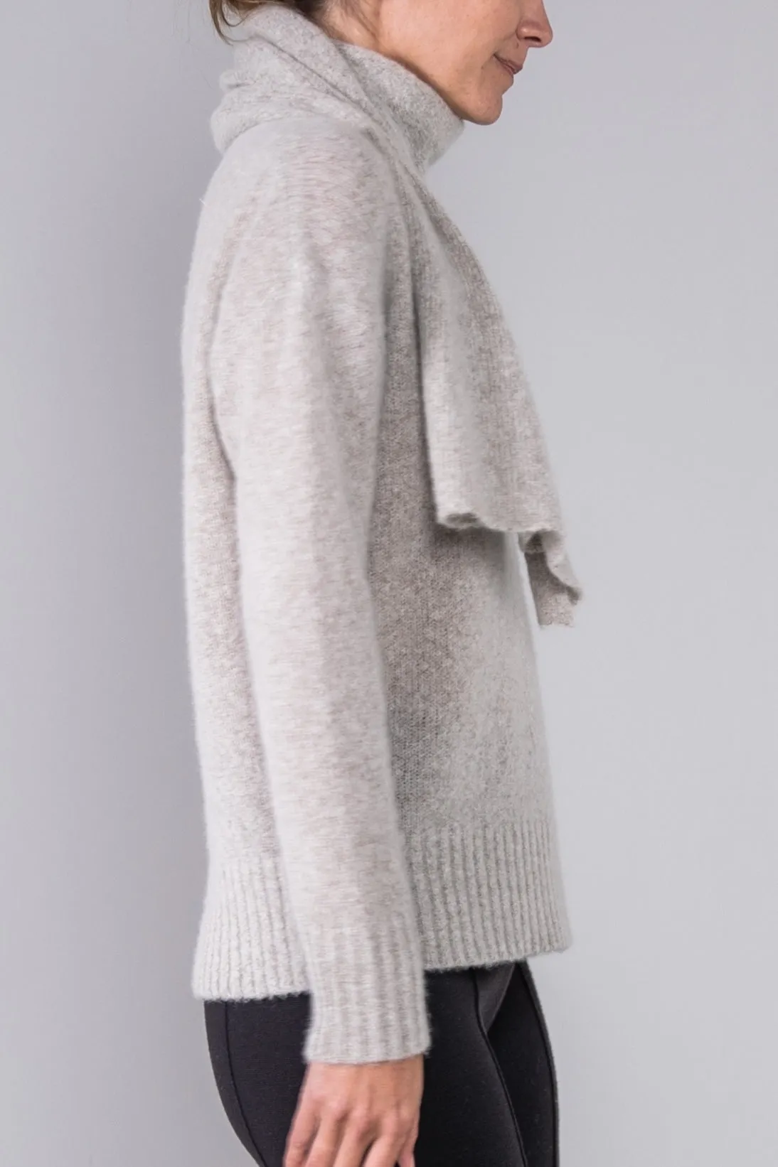 CASHMERE CLOUD SCARF SWEATER