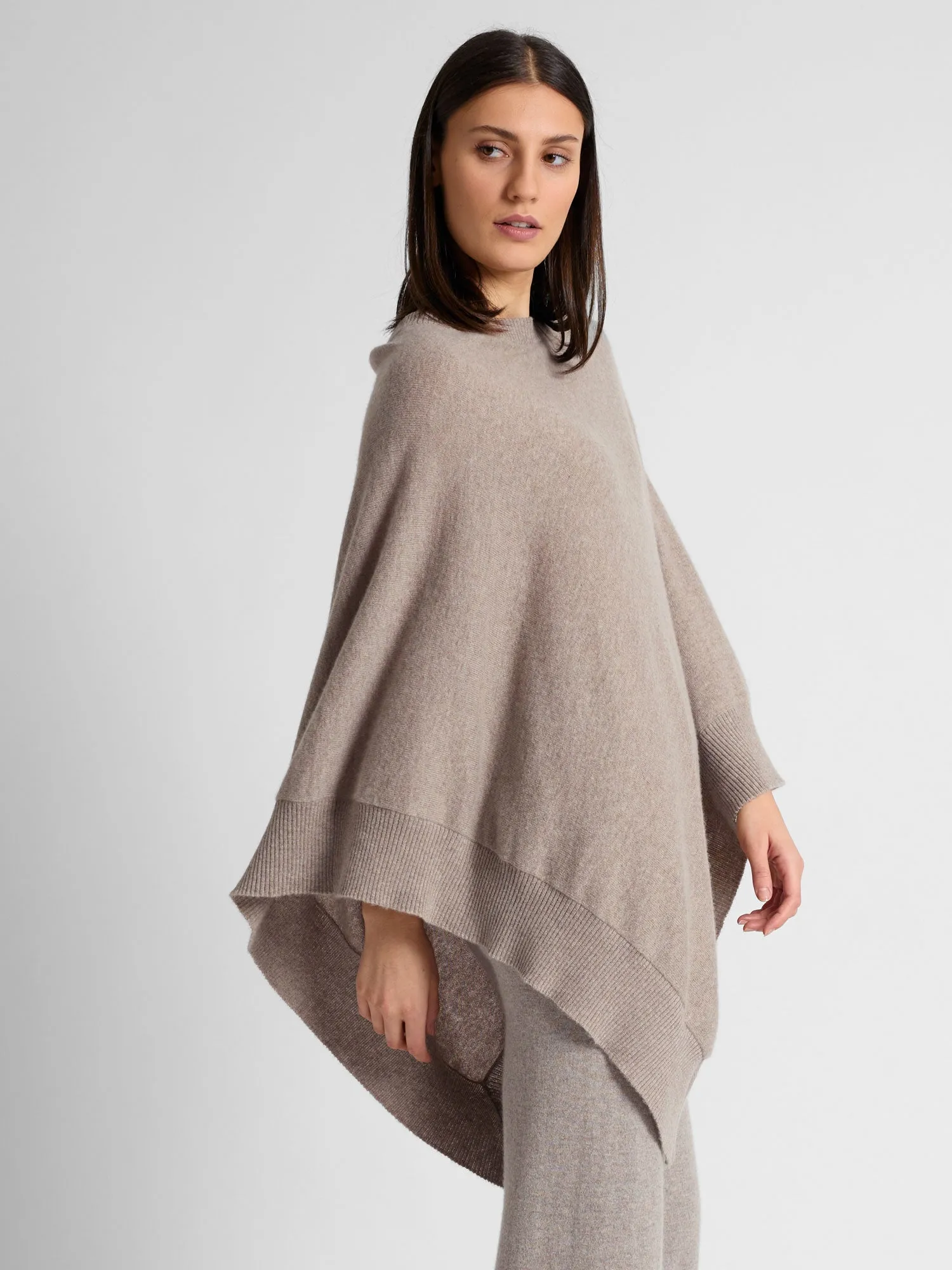 Cashmere poncho "Haddy" - toast